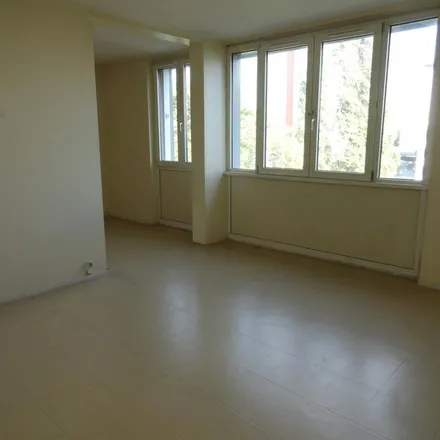 Rent this 3 bed apartment on 1 Allée de Lille in 91170 Viry-Châtillon, France