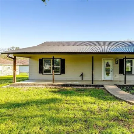 Rent this 3 bed house on 7013 County Road 527 in Johnson County, TX 76028