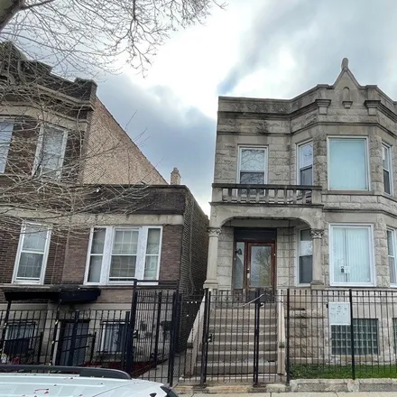 Buy this 5 bed duplex on 1327 South Avers Avenue in Chicago, IL 60623