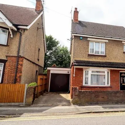 Buy this 3 bed house on Lennox Road in Bletchley, MK2 2HJ