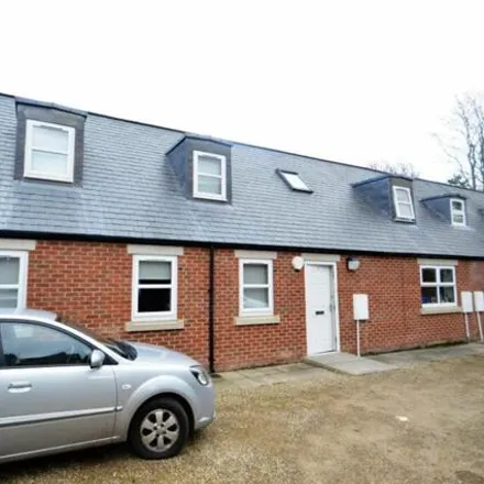 Rent this 6 bed house on 2 Peartree Cottages in Durham, DH1 3FL