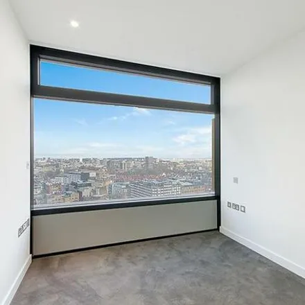 Image 4 - Blossom Street, Spitalfields, London, E1 6BX, United Kingdom - Apartment for rent