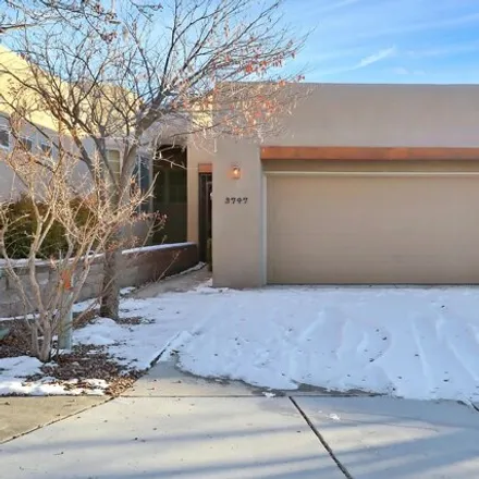 Buy this 2 bed house on 3765 Ridge Pointe Loop Northeast in Tramway Highpoint (HOA), Albuquerque