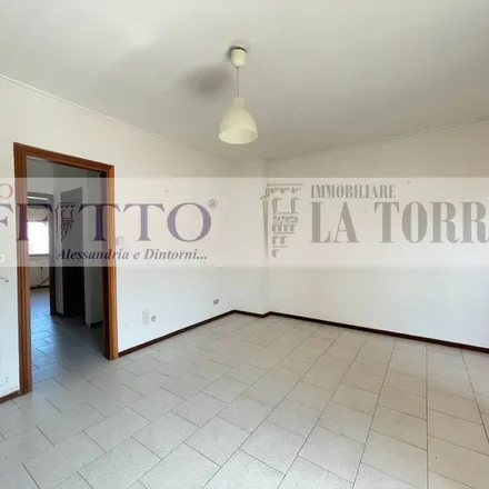Image 6 - Via Giovanni Scazzola, 15121 Alessandria AL, Italy - Apartment for rent