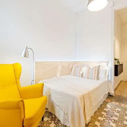 Rent this 5 bed apartment on Carrer de la Diputació in 356, 08001 Barcelona