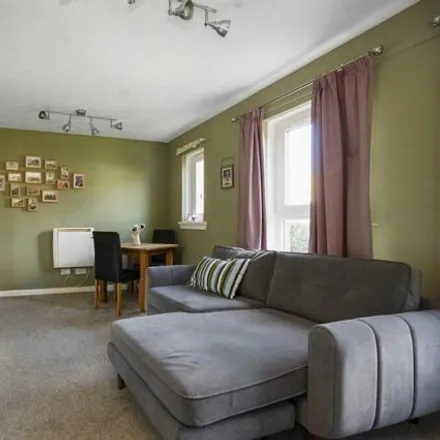 Image 3 - 14 Fauldburn Park, City of Edinburgh, EH12 8YN, United Kingdom - Apartment for sale