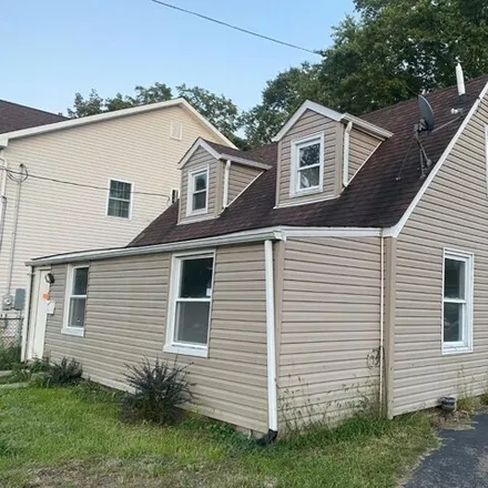 Buy this 3 bed house on 77 East Church Street in Jamesburg, Middlesex County