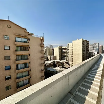 Image 9 - Edificio Céntrico, Lira 185, 833 1165 Santiago, Chile - Apartment for sale