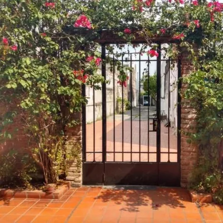 Buy this 4 bed house on Pasco 588 in República de la Sexta, Rosario