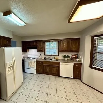 Image 3 - 1642 Northeast 72nd Street, Linden, Gladstone, MO 64118, USA - House for sale