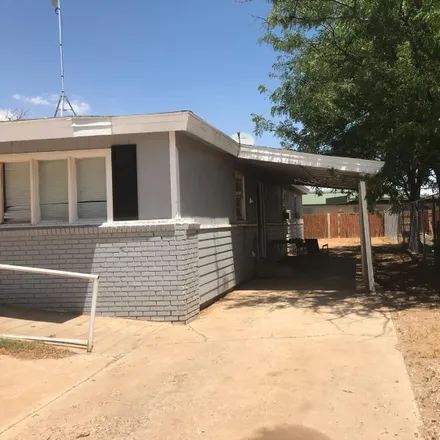 Image 3 - 2703 2nd Street, Lubbock, TX 79415, USA - Duplex for sale