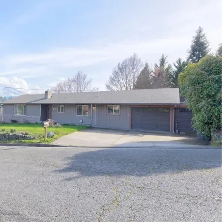 Buy this 4 bed house on 903 Northwest Hewitt Lane in Grants Pass, OR 97526