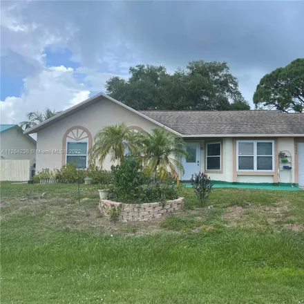 Buy this 3 bed house on Emerson Dr/ Glendale Ave. (SE Corner) in Glendale Avenue Northwest, Palm Bay