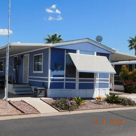 Buy this studio apartment on 295 North Mountain Road in Maricopa County, AZ 85120