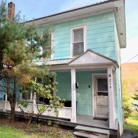 Buy this 4 bed house on 219 Main Street in Village of Delhi, Delaware County