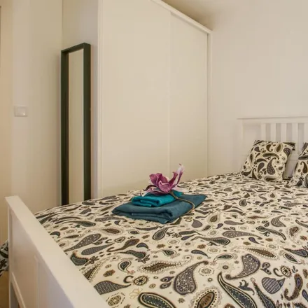 Rent this 2 bed apartment on Rua da Senhora da Glória 97 in 1170-342 Lisbon, Portugal