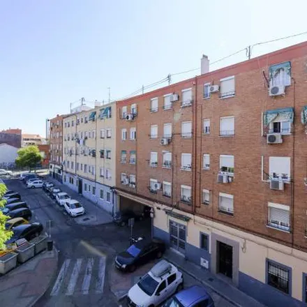 Rent this 3 bed apartment on Madrid in Calle de María Encinas, 11