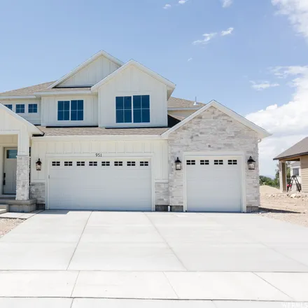 Buy this 4 bed house on 951 North 640 West in American Fork, UT 84003