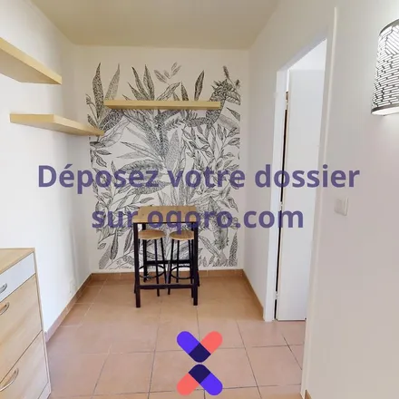 Image 4 - 25 Rue Lautard, 13003 Marseille, France - Apartment for rent