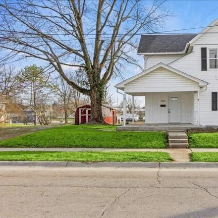 Buy this 3 bed house on 215 Carter Avenue in Bellefontaine, OH 43311