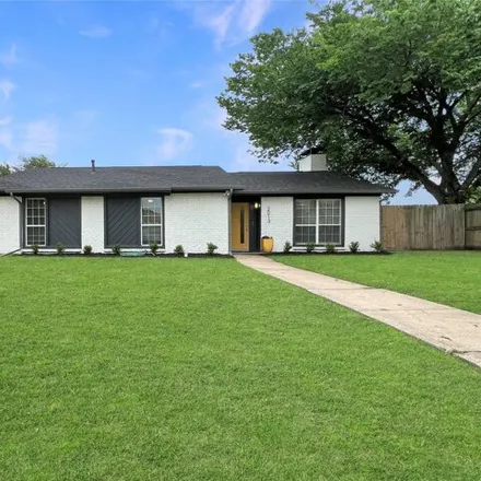 Buy this 3 bed house on 2081 Geneva Drive in Richardson, TX 75081