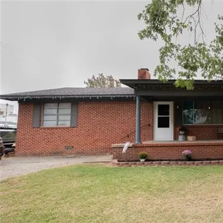 Buy this 3 bed house on 300 Northeast 18th Avenue in Durant, OK 74701