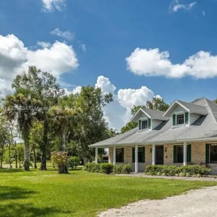 Image 3 - 875 East Fort Thompson Avenue, LaBelle, Hendry County, FL 33935, USA - House for sale