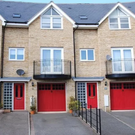 Rent this 3 bed townhouse on Northern Rose Close in Bury St Edmunds, IP32 7PB