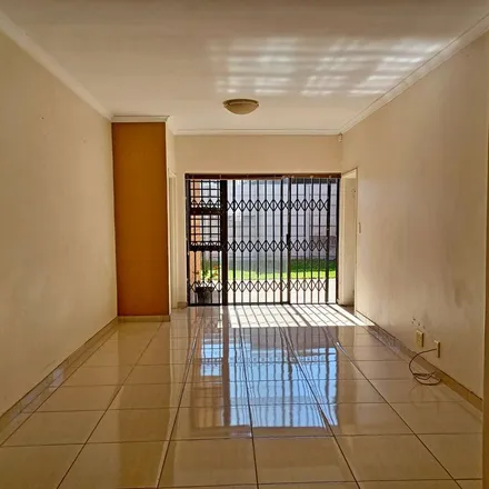 Image 2 - Rachel Bloch Avenue, Sonnendal, Parow, 7500, South Africa - Apartment for rent