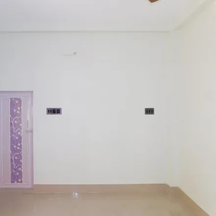 Rent this 2 bed house on unnamed road in Bansdroni, Kolkata - 700070
