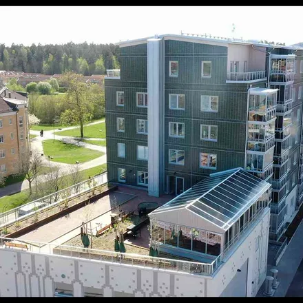 Rent this 1 bed apartment on Rekrytgatan 57 in 582 14 Linköping, Sweden