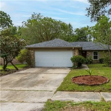 Buy this 4 bed house on 277 Foxbriar Court in Kings Point, St. Tammany Parish