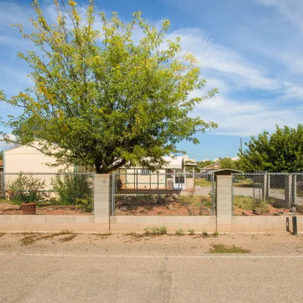 Buy this 3 bed house on 2301 Criss Road Southwest in South Valley, NM 87105