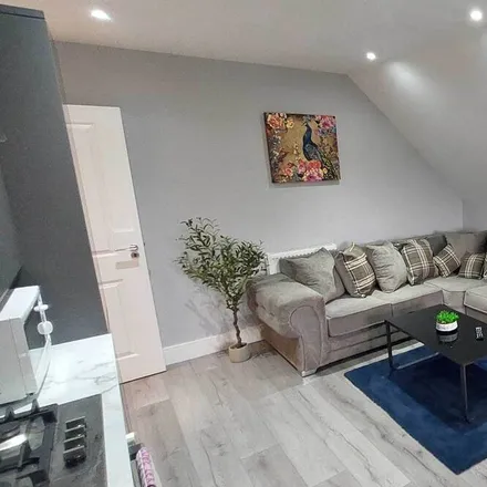 Rent this 1 bed apartment on Windsor and Maidenhead in SL6 1BN, United Kingdom