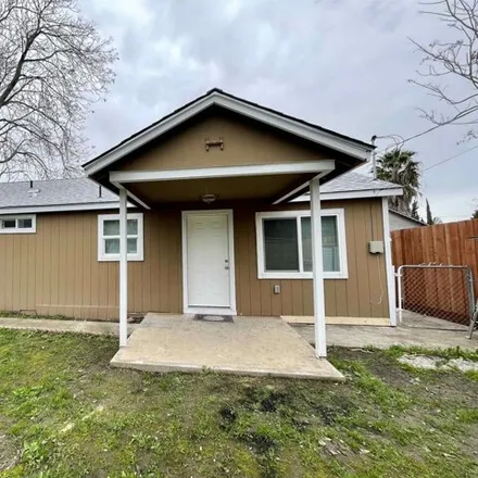 Buy this 2 bed house on 546 Drake Street in Antioch, CA 94509