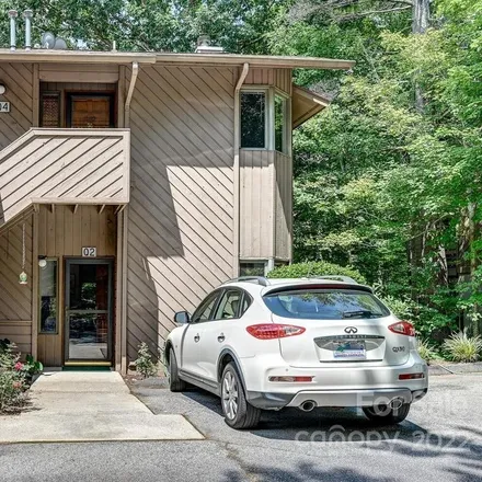 Buy this 3 bed condo on 181 Piney Mountain Drive in Highland Gate, Asheville