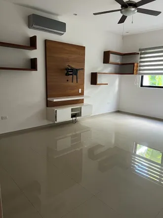 Buy this 1studio house on unnamed road in 77534 Cancún, ROO