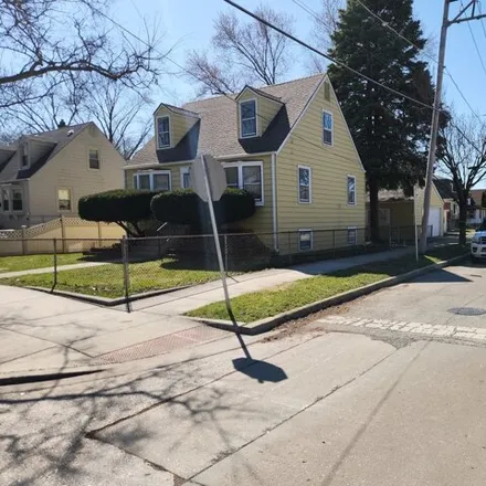 Buy this 3 bed house on 11400 South Homan Avenue in Chicago, IL 60803