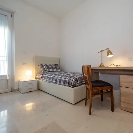 Image 4 - Via Umberto Masotto, 16, 20133 Milan MI, Italy - Room for rent