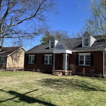 Rent this 3 bed house on 388 Chamberlain Avenue in Murfreesboro, TN 37129