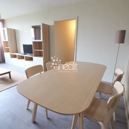 Rent this 3 bed apartment on 8 Rue des Myosotis in 59037 Lille, France