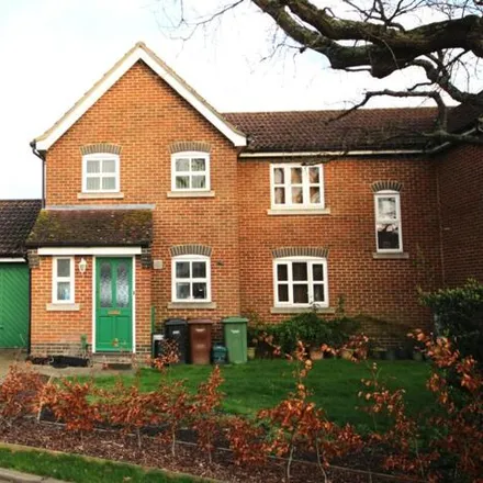 Buy this 2 bed duplex on Swarbourne Close in Didcot, OX11 7UL