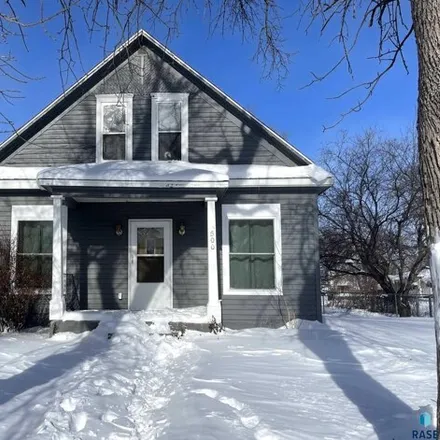 Buy this 3 bed house on 621 North 5th Avenue in Canistota, Canistota Township
