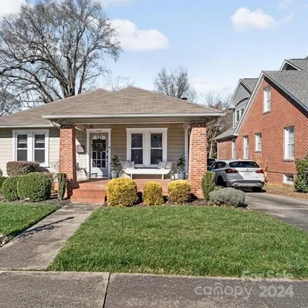 Buy this 3 bed house on 2113 Scott Avenue in Charlotte, NC 28203