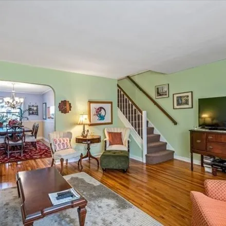 Image 3 - 169-13 22nd Avenue, New York, NY 11357, USA - House for sale