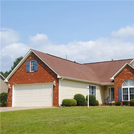 Buy this 3 bed house on 2420 Hunters Way in Monroe, NC 28110