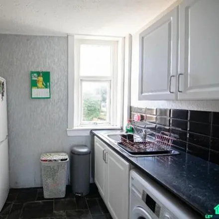 Image 6 - Hillcrest, Carmunnock, G76 9DS, United Kingdom - Apartment for sale