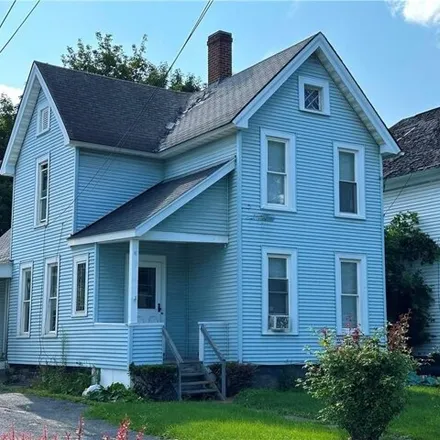 Buy this 4 bed house on 1015 Willis Avenue in City of Syracuse, NY 13204