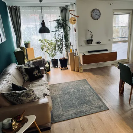Rent this 1 bed apartment on Ulmenstraße 1 in 14612 Falkensee, Germany