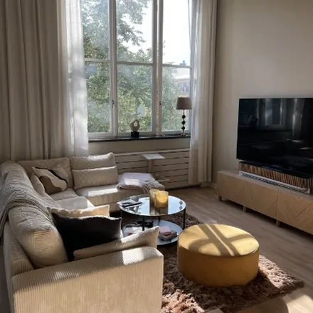 Rent this 3 bed apartment on Fridhemsgatan 7 in 112 25 Stockholm, Sweden